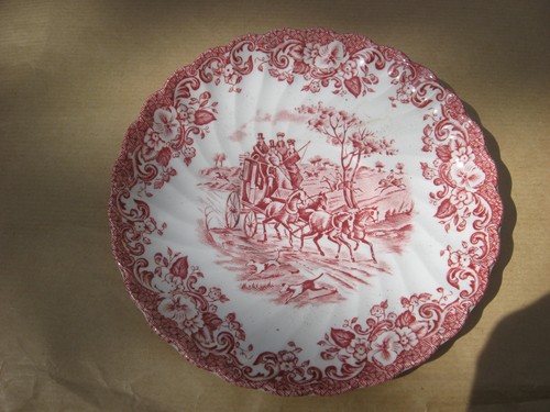 Petite assiette dentelee - ,